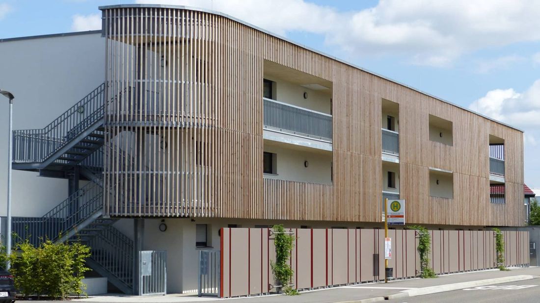 Geländer & Holzlamellen – Metallbau HEIMSCH